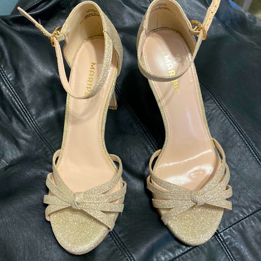 Marine sparkle high heel, worn once at a wedding. Like new